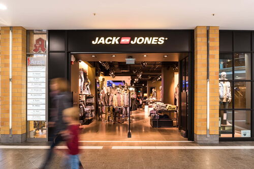 JACK JONES